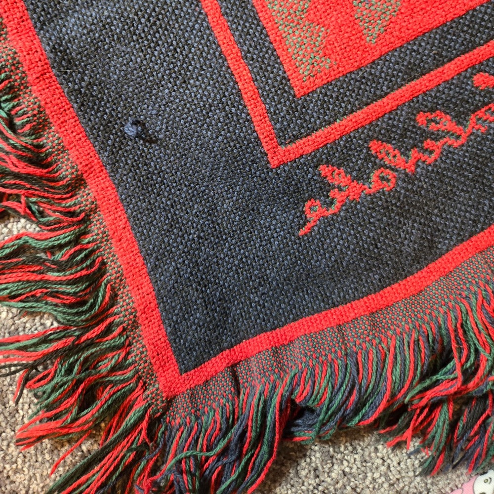 Vintage Cardinal Holly Tapestry Throw Sofa Blanket Christmas Yule Holiday‎ USA - Picture 3 of 4